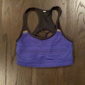 Lululemon sports bra size 2